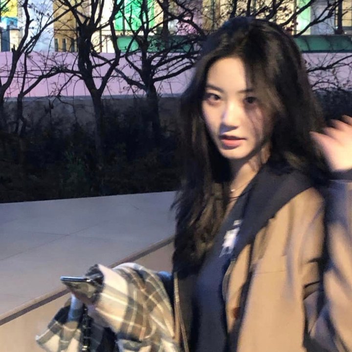 被沉默的女人